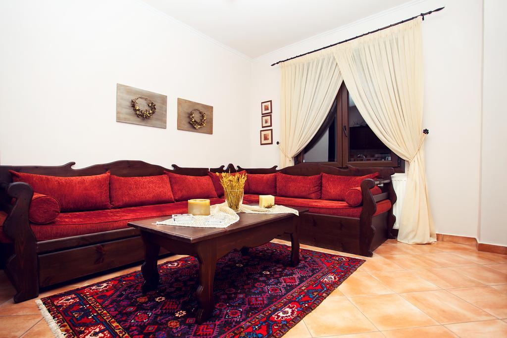 Militsa Guesthouse Naousa  Номер фото