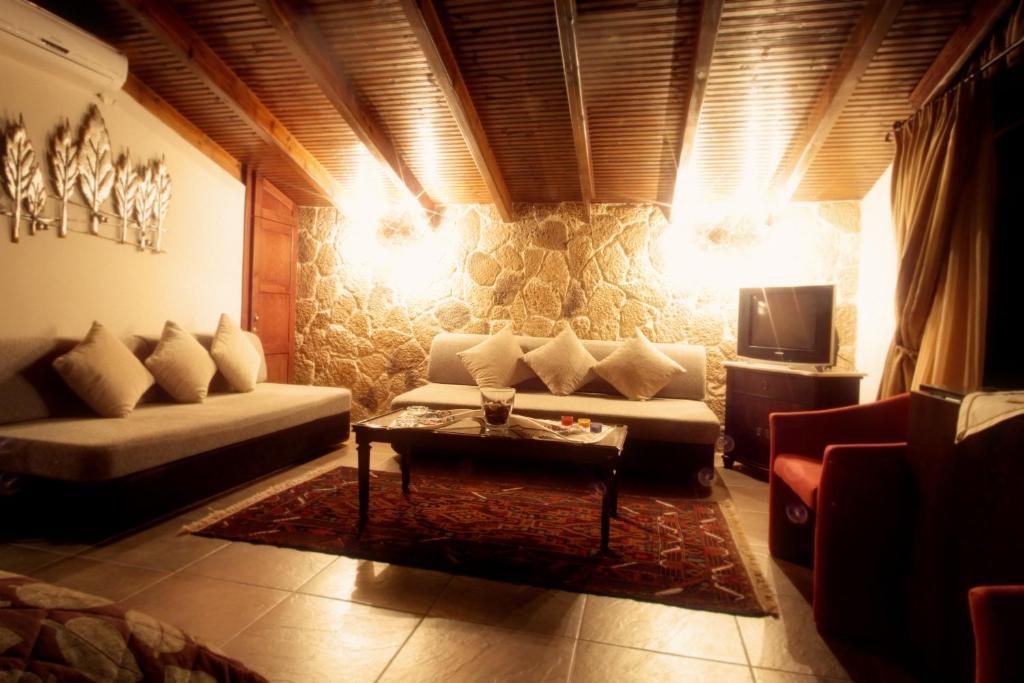 Militsa Guesthouse Naousa  Номер фото